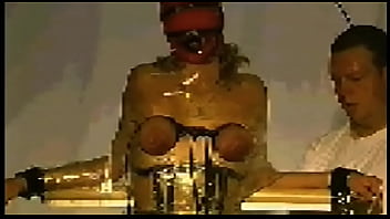 Gummisklavinsylvie s m bondage video art punk