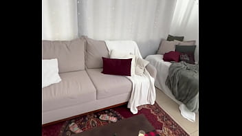 Fui ver um apartamento e o dono me fodeu