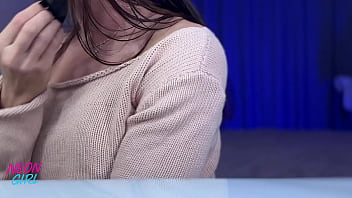 Mirror mirror — and no bra