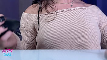 Mirror mirror — and no bra