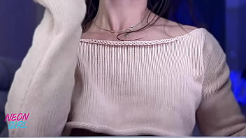 Mirror mirror — and no bra