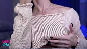 Mirror mirror — and no bra