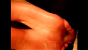 Gozando nas solas n 38 da minha linda gerente bb estilo