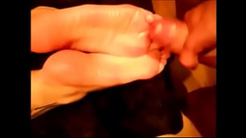 Gozando nas solas n 38 da minha linda gerente bb estilo