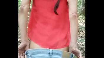 Cut p'tit cul c"est dans mon contenu privé que je le montre