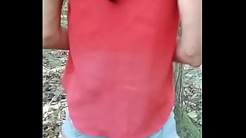 Cut p'tit cul c"est dans mon contenu privé que je le montre