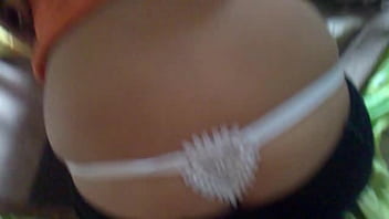 Con mi mujer cuando tenia 18 añitos desde antes le abri el culo le sacaba oro