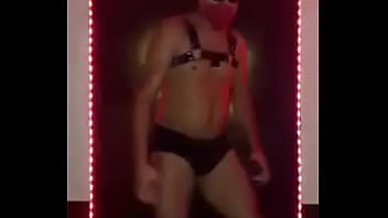 Macho Roludo E Tarado thumbnail