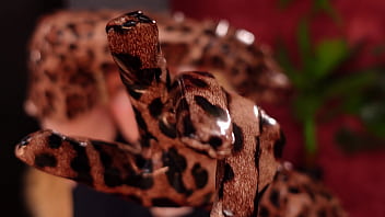 Long leather gloves and oily face asmr arya grander sfw video