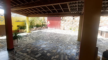 Botaram pra mamar melado as duas rolas ao mesmo tempo e claro que deram aquela experimentada na buça da morena cheia de tesão a safada pediu pra foderem com força sem frescura e sem massagem com an