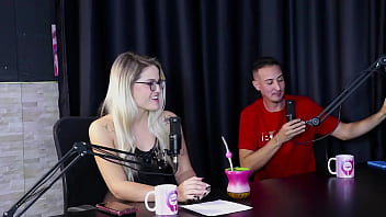 Depois da pandemia buscou um trabalho alternativo a diferença da criação para o pornô e a aceitação de sua família jow jow sheer red