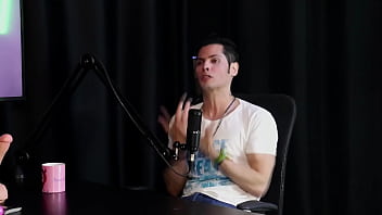 Depois da pandemia buscou um trabalho alternativo a diferença da criação para o pornô e a aceitação de sua família jow jow sheer red