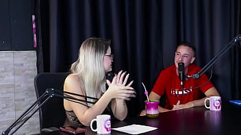 Depois da pandemia buscou um trabalho alternativo a diferença da criação para o pornô e a aceitação de sua família jow jow sheer red