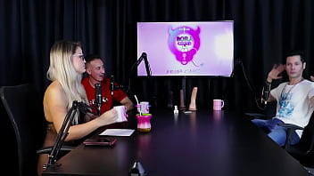 Depois da pandemia buscou um trabalho alternativo a diferença da criação para o pornô e a aceitação de sua família jow jow sheer red