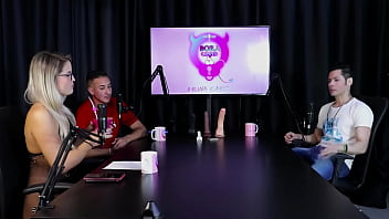 Depois da pandemia buscou um trabalho alternativo a diferença da criação para o pornô e a aceitação de sua família jow jow sheer red