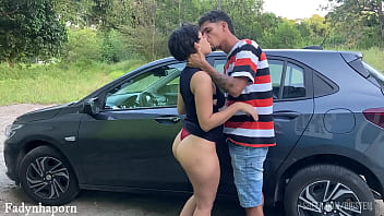 Rabuda Gostosa Fode Com Uber Em Sitio Abandonado thumbnail