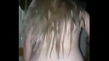 Le encanta recibir nalgadas