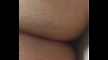 Fudeno meu cu e chamando pelo nome da namorada