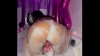 We Hit 10k Y’all Really Had Me Feeling Myself Tonight Bubbles Pink Candles & My Favorite To thumbnail