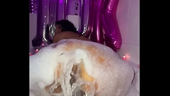 We hit 10k y’all really had me feeling myself tonight bubbles pink candles & my favorite to