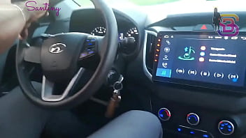 Quase que o corno do meu marido policial vê eu dando dentro do carro para um pau gigantesco