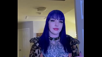 Goth pawg cheats on bf with gibby the clown