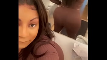 Hello mettez des like sur tout mes post et abonnez vous pour donner la force