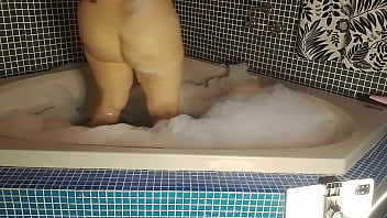 Vivi guedez at the motel getting up to all sorts of mischief