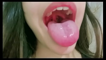 La boquita de mi novia quien para llenarla