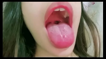 La boquita de mi novia quien para llenarla