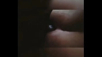 Me folla por el culo