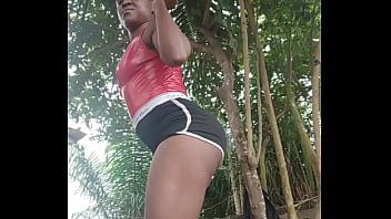 Crazybitch love to exercise with her fans