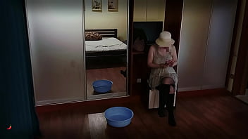 Milfa felt the trick with her holes