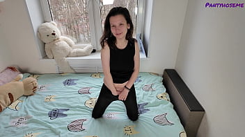 Tais catches boyfriend at work and fucks kenneth and wears pantyhose for him