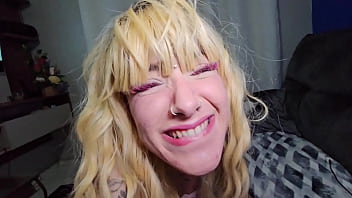 Deixei meu padrasto arrombar meu cu full anal