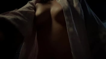 Le encanta mamarle la verga antes de cogerselo rico