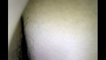 Mojando A Su Camarada thumbnail