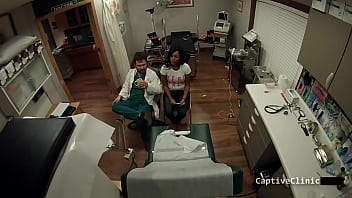 Tsayyyy what are you doing to tori sanchez