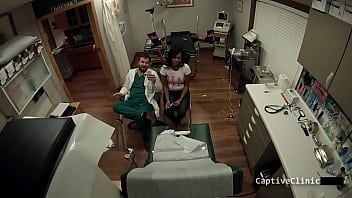 Tsayyyy what are you doing to tori sanchez