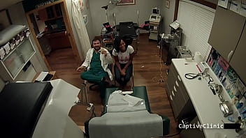 Tsayyyy what are you doing to tori sanchez