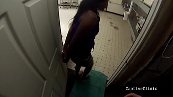 Tsayyyy what are you doing to tori sanchez