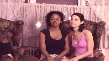 Webgirls knows how to have sex