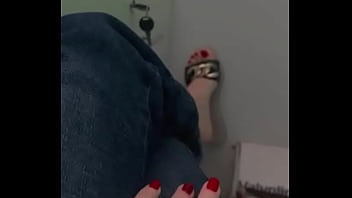 Manos hermosas y pedicure