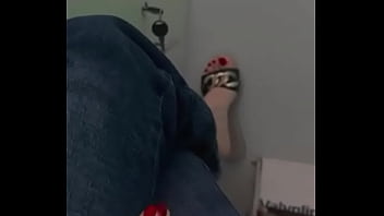 Manos hermosas y pedicure