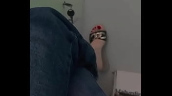 Manos hermosas y pedicure