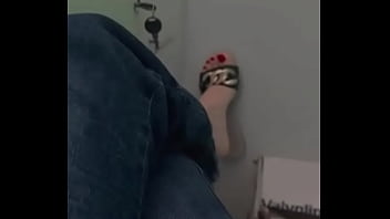 Manos hermosas y pedicure