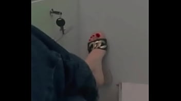 Manos hermosas y pedicure