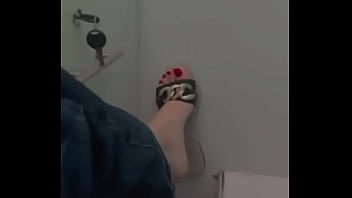 Manos hermosas y pedicure