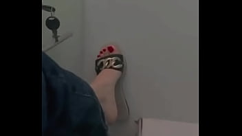 Manos hermosas y pedicure