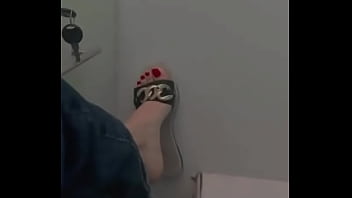 Manos hermosas y pedicure